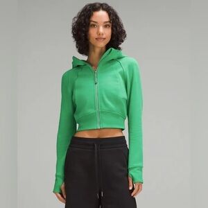 💚 LULULEMON 💚 Scuba full zip cropped size 4 in green punch